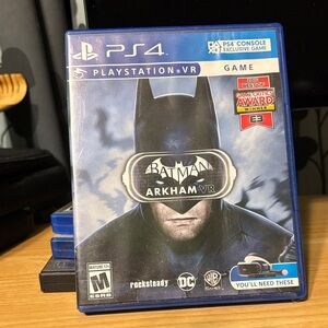 Batman: Arkham VR PS4 Game - Blue Case